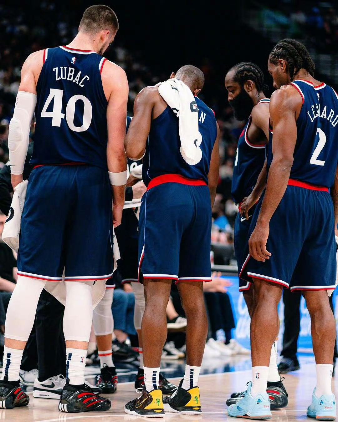 包含加时末段NBA季后赛传出新动向，丹佛掘金手感冰凉，管理层表态——震撼外界，医务组通报恢复的词条