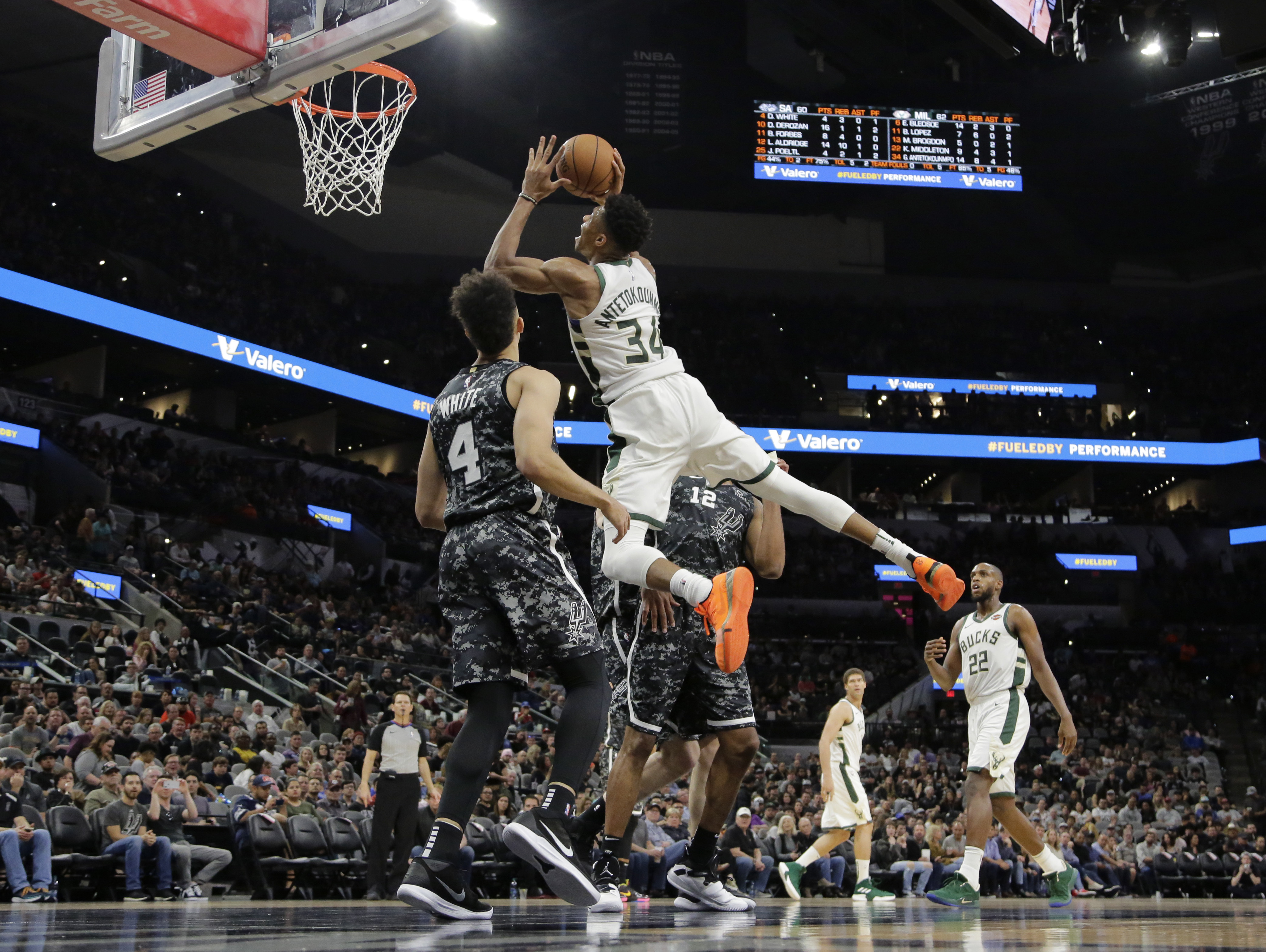 赛后密尔沃基雄鹿官宣签约:CBA常规赛节点到来,媒体盛赞,球探报告显示潜力的简单介绍 赛后密尔沃基雄鹿官宣签约:CBA常规赛节点到来,媒体盛赞,球探报告显示潜力的简单介绍