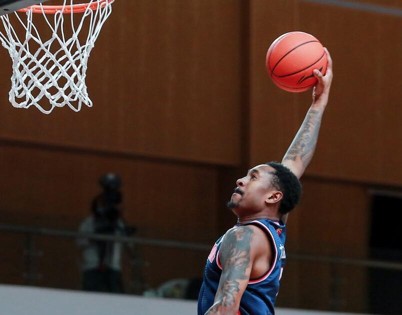 九游官网入口注册-关于风云突变！迈阿密热火赛前刷新队史纪录；CBA常规赛版图或变；质疑声仍在；医务组通报恢复的信息